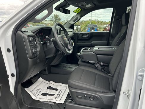 New 2026 Chevrolet Silverado 1500 Custom image 19