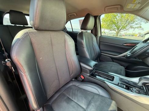 Used 2024 Mitsubishi Eclipse Cross SE image 25