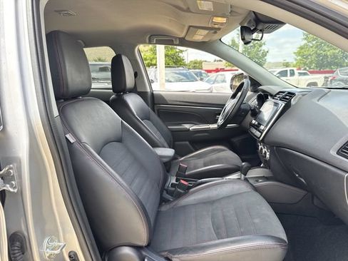 Used 2024 Mitsubishi Outlander Sport ES AWD/4WD image 29