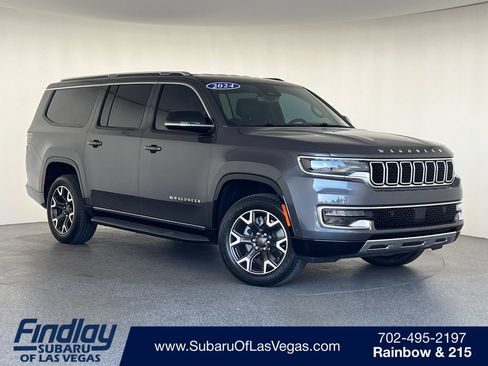 Used 2024 Jeep Wagoneer L Series III w/ Flexible Seating Group AWD/4WD image 1