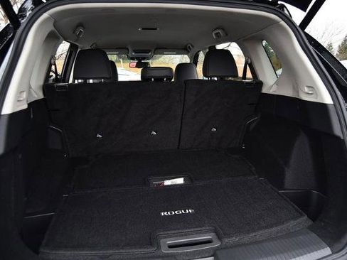 Certified 2024 Nissan Rogue SL image 28