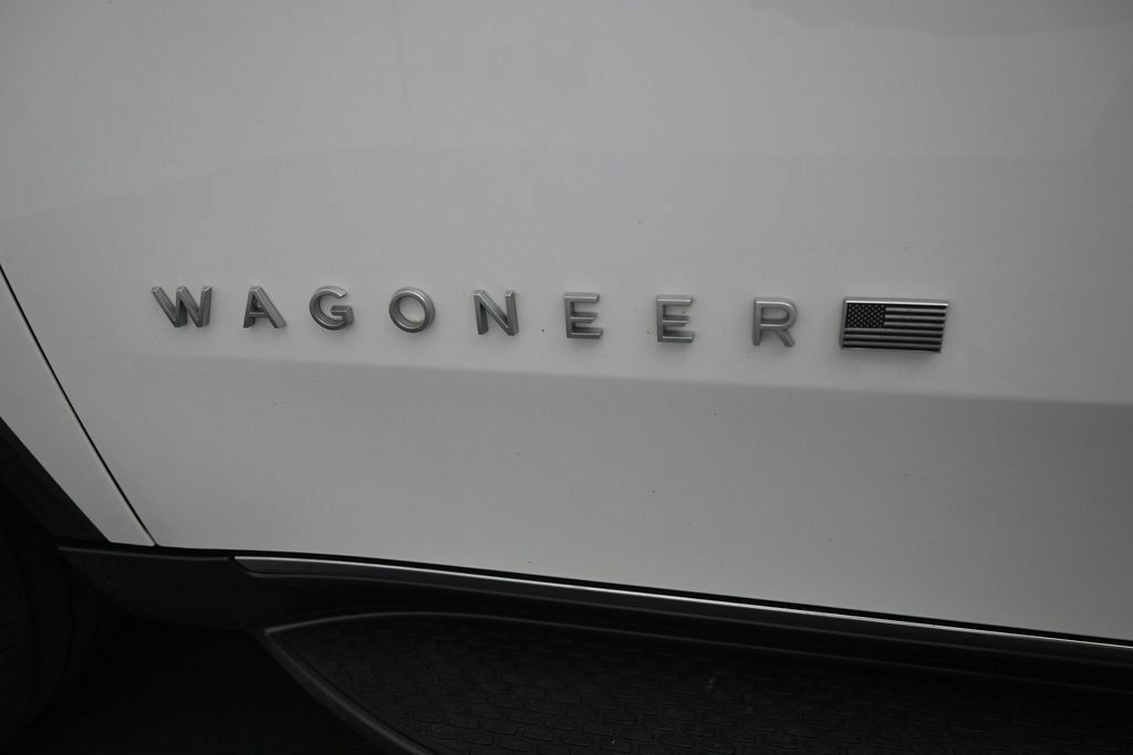 Used 2022 Jeep Wagoneer Series I AWD/4WD image 43