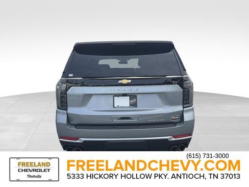 Used 2025 Chevrolet Tahoe Premier AWD/4WD image 4