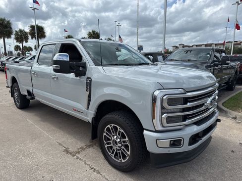 Used 2026 Ford F350 Platinum w/ Platinum Plus Package AWD/4WD image 5