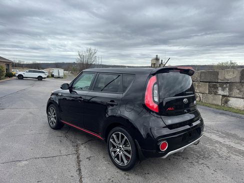 Used 2017 Kia Soul ! w/ Tech Package image 4