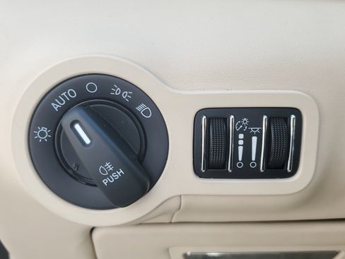 Used 2022 Maserati Quattroporte Modena image 25