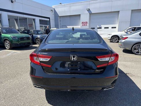 Used 2022 Honda Accord Sport image 6