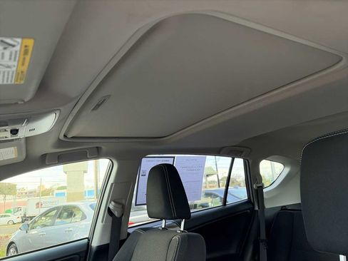 Used 2018 Toyota RAV4 XLE image 16