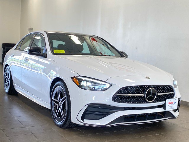 Used 2025 Mercedes-Benz C 300 4MATIC Sedan image 2