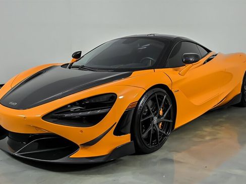 Used 2018 McLaren 720S RWD image 10