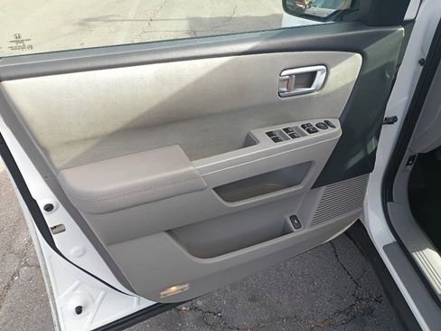 Used 2014 Honda Pilot LX image 9