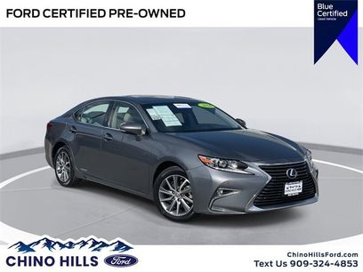 Used 2016 Lexus ES 300h w/ Navigation System Package