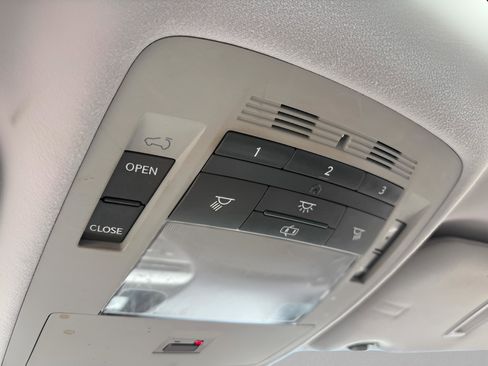 Used 2010 Lexus RX 350 2WD image 24