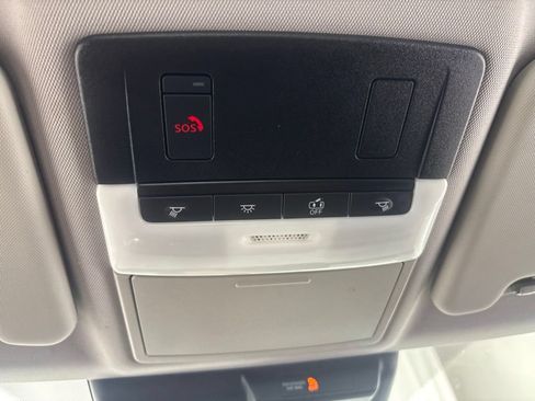 Used 2022 Mitsubishi Outlander SE AWD/4WD image 32