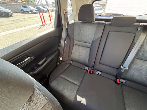 Used 2025 Nissan Rogue SV image 41