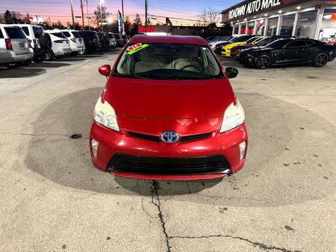 Used 2014 Toyota Prius Three image 8