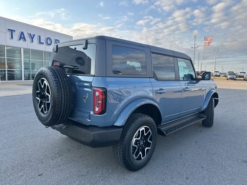 New 2025 Ford Bronco Outer Banks image 17