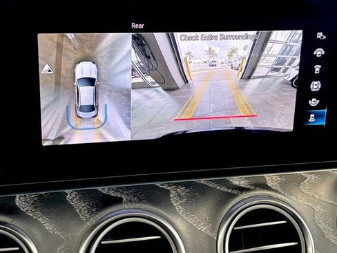 Used 2022 Mercedes-Benz E 350 Sedan image 30