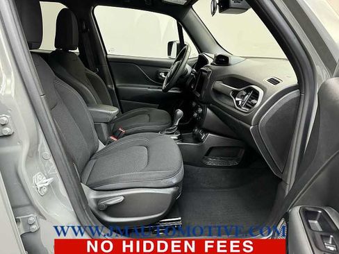 Used 2022 Jeep Renegade Altitude image 19