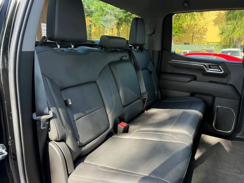 Used 2022 Chevrolet Silverado 1500 LTZ RWD image 16