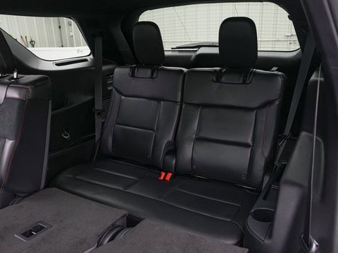 Certified 2025 Ford Explorer ST image 22