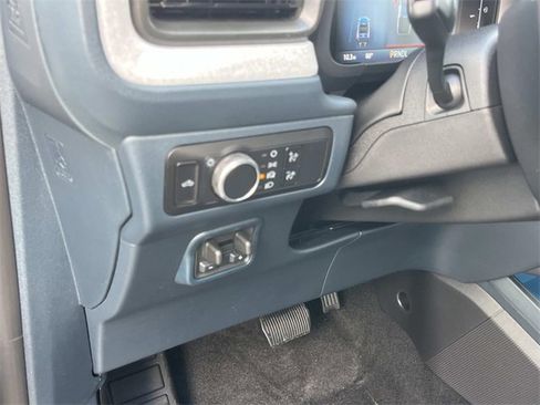 New 2025 Ford Maverick XLT w/ XLT Luxury Package image 25