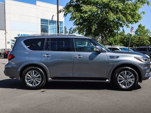 Used 2018 INFINITI QX80 4WD w/ Driver Assistance Package image 7