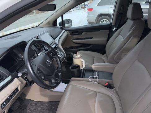 Used 2021 Honda Odyssey EX-L image 7