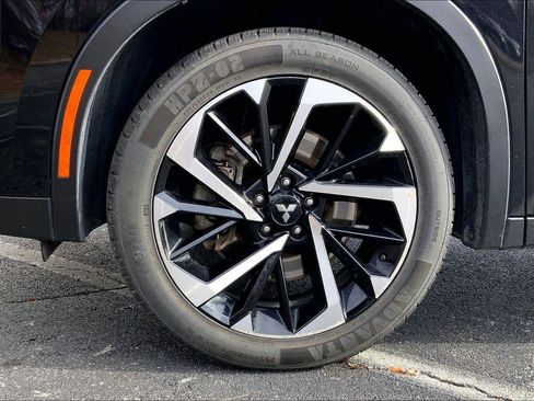 Used 2024 Mitsubishi Outlander SE image 9