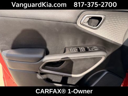 Certified 2024 Kia Soul LX w/ Option Group 015 FWD image 17