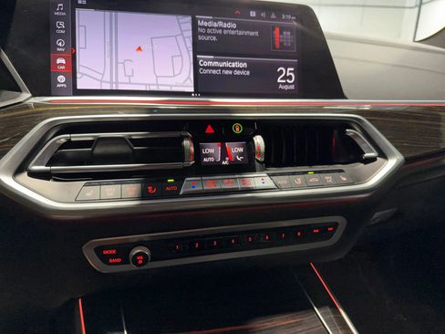 Used 2020 BMW X5 sDrive40i w/ Premium Package image 42