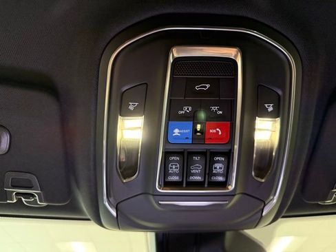 New 2025 Jeep Grand Cherokee L Limited image 22