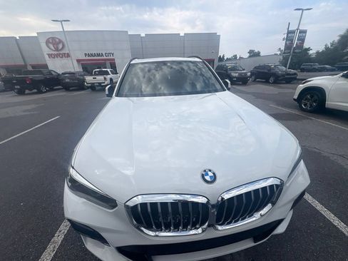 Used 2022 BMW X5 sDrive40i w/ M Sport Package RWD image 10