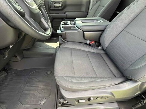 Certified 2025 GMC Sierra 1500 Pro w/ Pro Value Package image 15