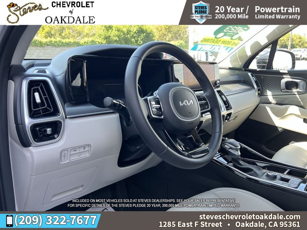 Used 2023 Kia Sorento SX AWD/4WD image 14