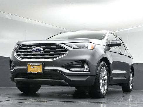 Certified 2024 Ford Edge Titanium AWD/4WD image 38