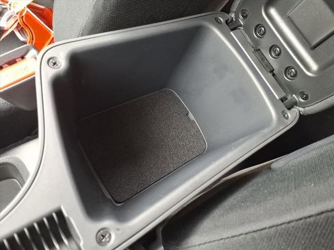 Certified 2025 Nissan Kicks Play S image 10