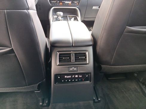 Certified 2025 MAZDA CX-70 Plug-In Hybrid w/ Premium Plus image 10
