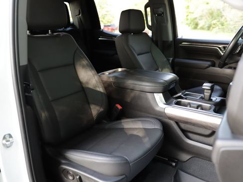 Used 2023 Chevrolet Silverado 1500 LTZ w/ LTZ Convenience Package II AWD/4WD image 34