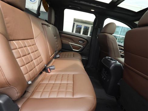 Used 2024 Nissan Titan Platinum Reserve w/ Moonroof Package image 22