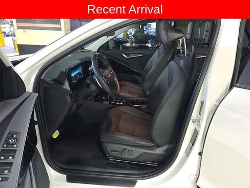 Used 2024 Kia Niro Wind FWD image 7