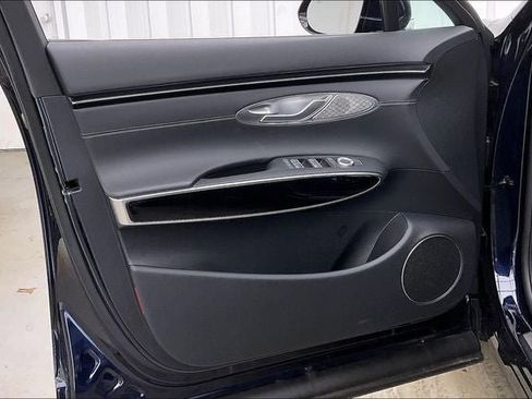 New 2026 Genesis GV70 2.5T AWD/4WD image 10