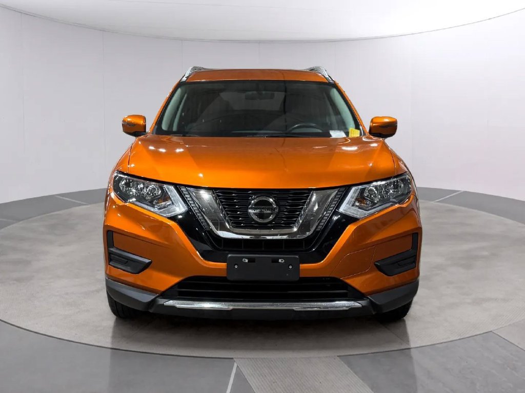 Used 2018 Nissan Rogue SV AWD/4WD image 8