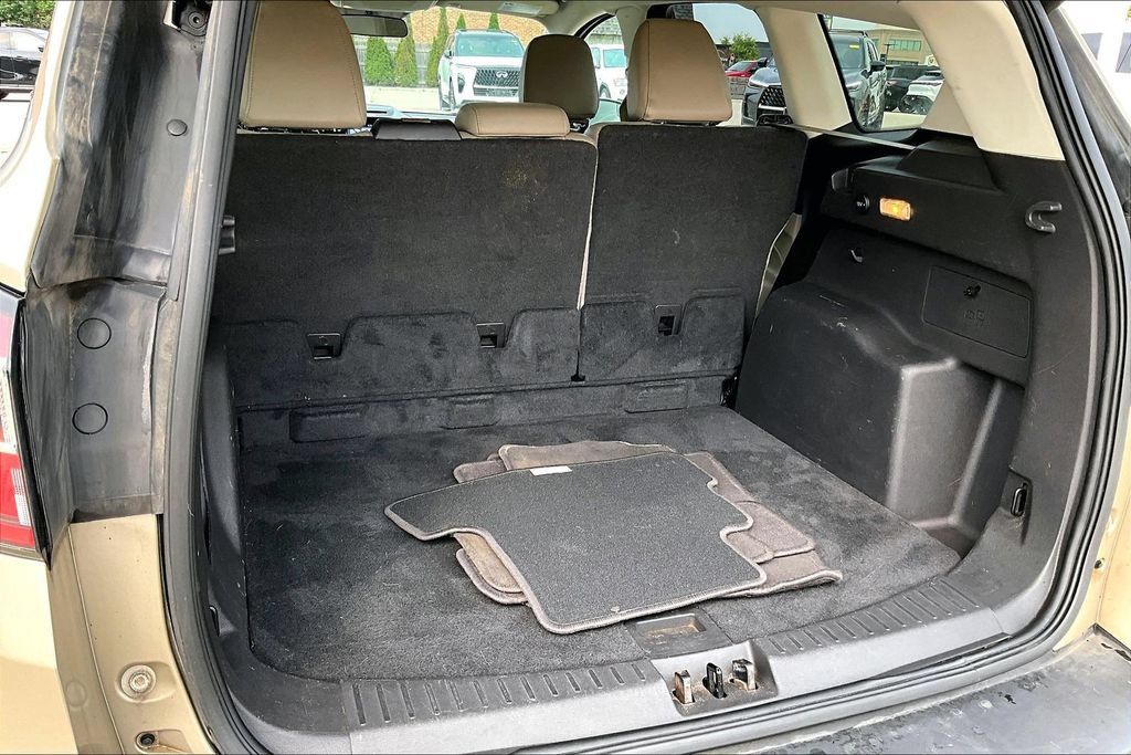 Used 2018 Ford Escape SEL AWD/4WD image 32