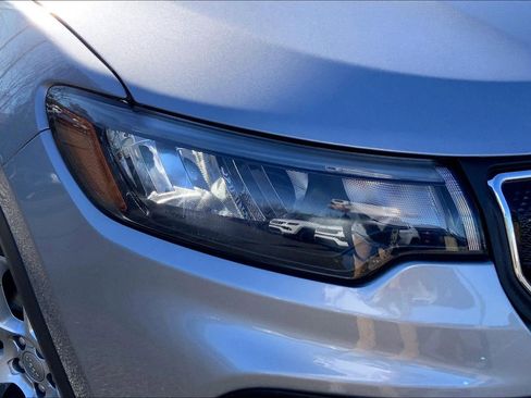 Certified 2022 Jeep Compass Latitude image 25