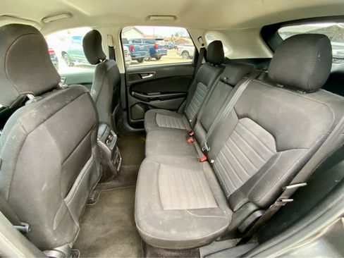 Used 2015 Ford Edge SE image 21