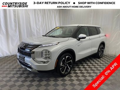 New 2025 Mitsubishi Outlander SE