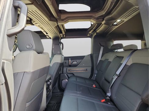 New 2025 GMC Hummer EV 2X w/ Extreme Off-Road Package AWD/4WD image 12