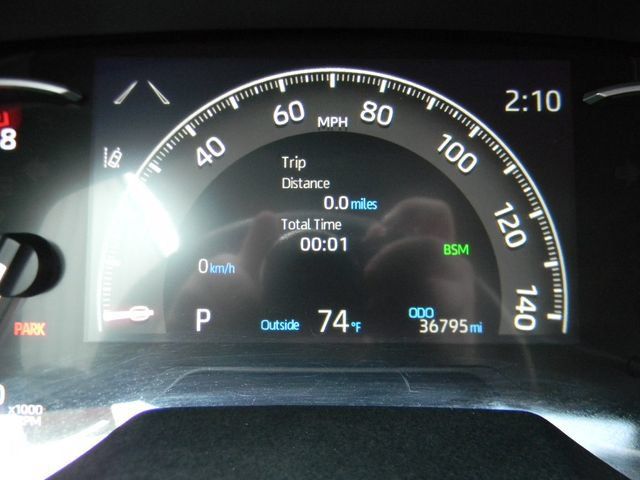 Used 2020 Toyota RAV4 Limited AWD/4WD image 10
