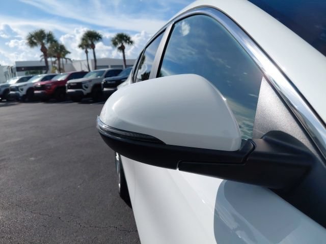 New 2026 Buick Envista Preferred FWD image 13